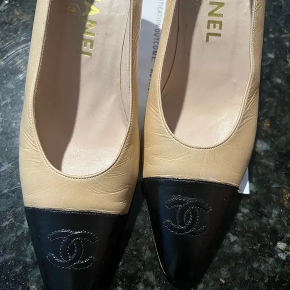 AUTHENTIC CHANEL CLASSIC PUMP VINTAGE SHOES size 38