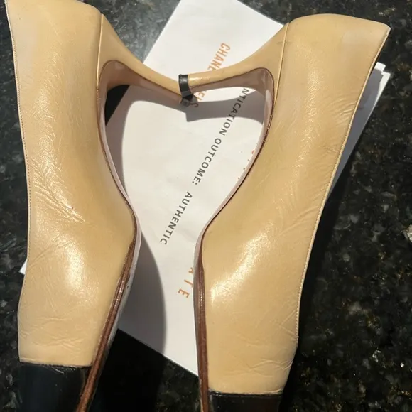 AUTHENTIC CHANEL CLASSIC PUMP VINTAGE SHOES size 38