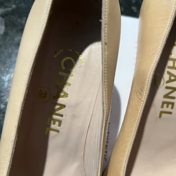 AUTHENTIC CHANEL CLASSIC PUMP VINTAGE SHOES size 38