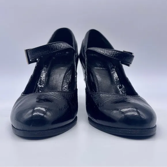 AUTHENTIC FENDI Black Leather Mary Jane Wedge Shoes Monogram Buckle 37.5…