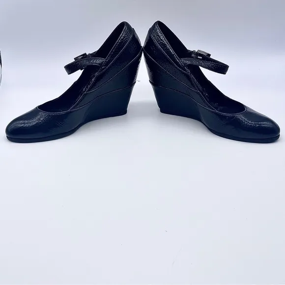 AUTHENTIC FENDI Black Leather Mary Jane Wedge Shoes Monogram Buckle 37.5…