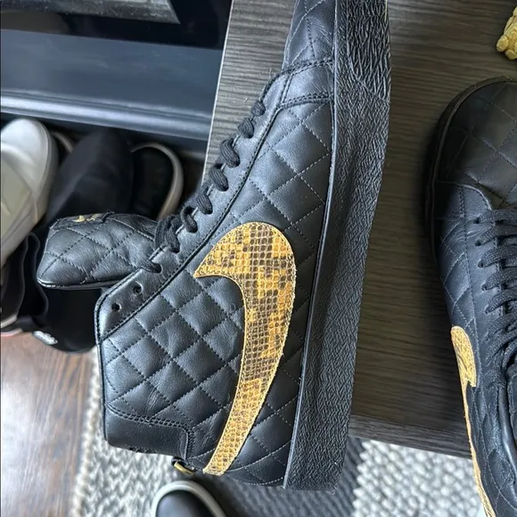 Authentic Nike x Supreme Men's  mattress Black and Gold High-Top Sneakers