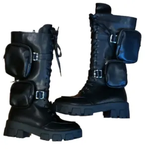 Azalea Wang Boots, brand new, size 8