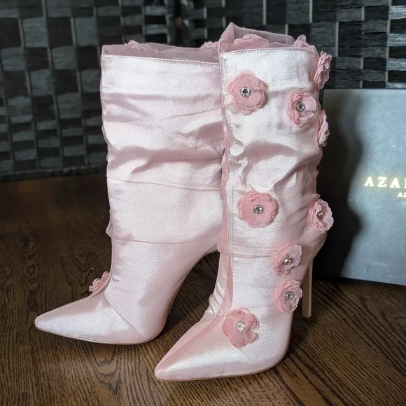 Azalea Wang Elegant Pink Heeled Boots Floral Accents Flowers Feminine Sz 7.5