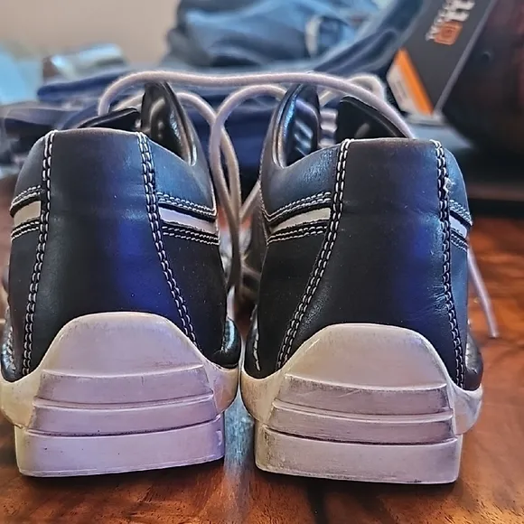 Bacco Bucci Blue and White Shoes