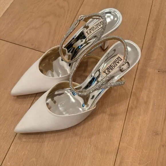 Badgley Mischka Women's Kamilah Pump