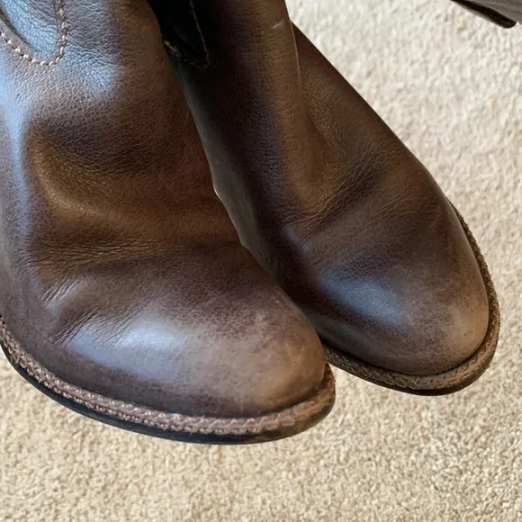 Banana Republic Boots. Size 7. Made in Brazil