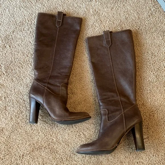Banana Republic Boots. Size 7. Made in Brazil