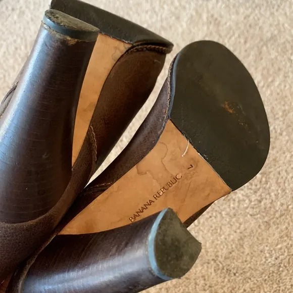 Banana Republic Boots. Size 7. Made in Brazil