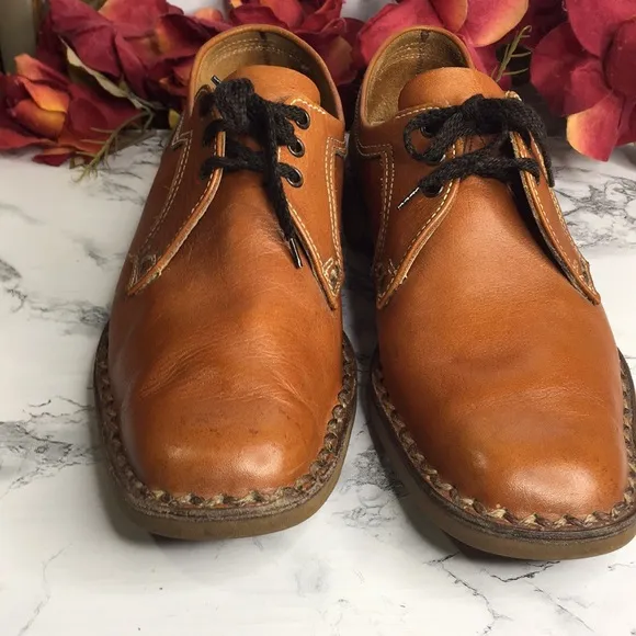 Barker England Cognac Leather Lace Up Derby Shoes