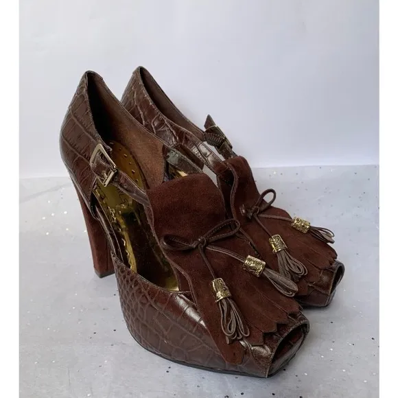 BCBG Brown Croc Embossed Platform Peep Toe Sandal Fringe Tassel - Size 7 Heels
