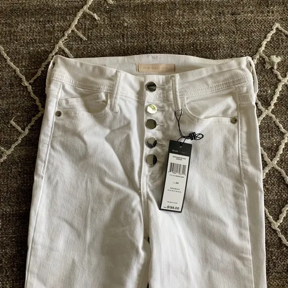 🇺🇸❤️‍🔥BCBG white jeans!🇺🇸❤️‍🔥