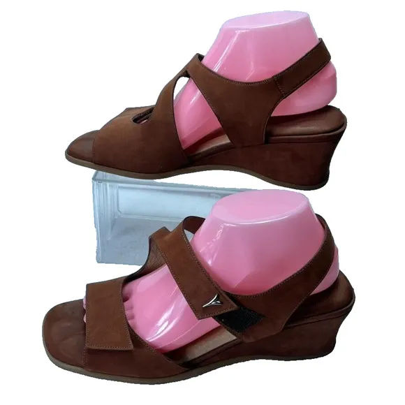 BeautiFeel Shoes Womens 10 Amber Brown Nubuck Leather Ankle Strap Sandals Wedge