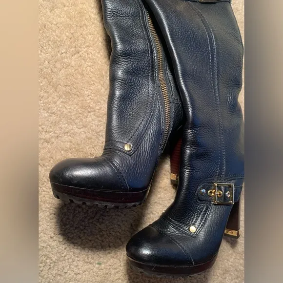 Beautiful Tory Burch Boots