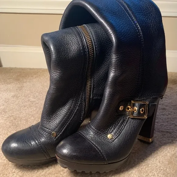 Beautiful Tory Burch Boots