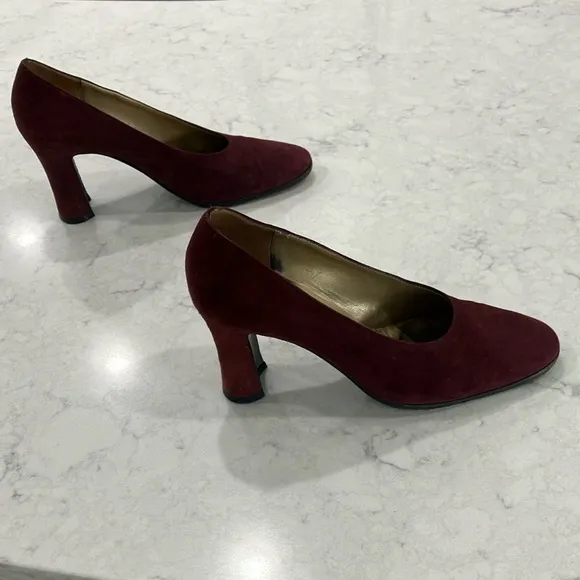 Beautiful Vintage Yves Saint Laurent Burgundy Suede Chunky Heel Pumps Sz 7- EUC