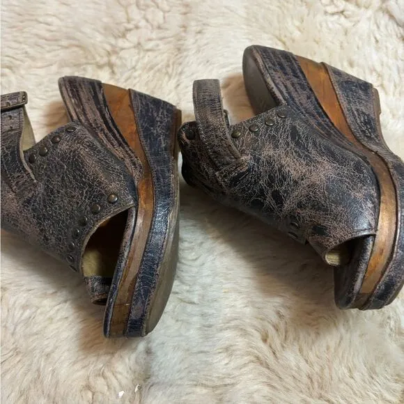 Bed Stu Joann Wood Wedge Distressed in Black size 7.5