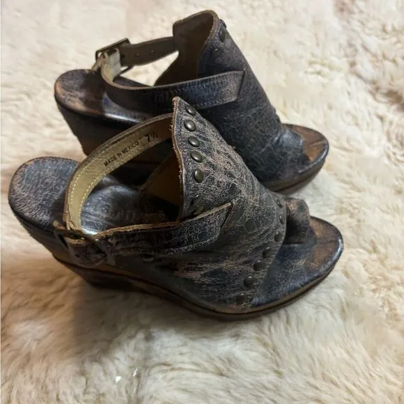 Bed Stu Joann Wood Wedge Distressed in Black size 7.5