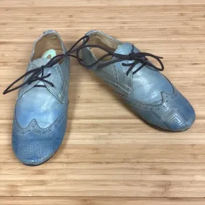 Bed Stu Oxford Distressed Blue Shoes 6