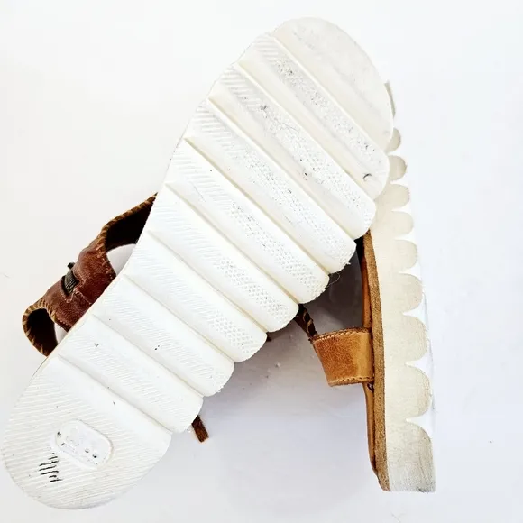 BedStu Zoe II Pecan Dip Dye Veggie Tanned Leather Cushioned Platform Sandals 7