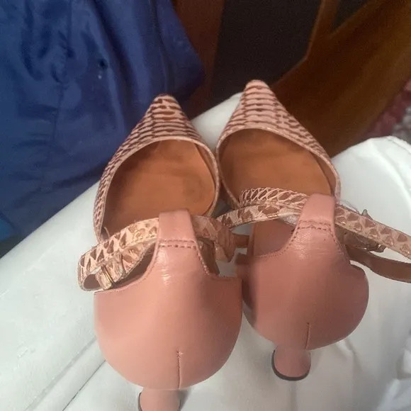 Bellini Teresa Ankle Strap Leather Heels, size7.5
