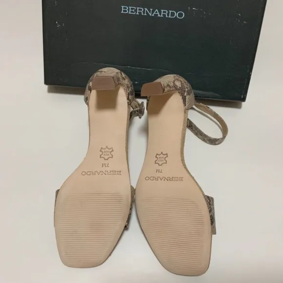 Bernardo Cameron Beige Leather Snake Ankle Straps Sandals Heels Pumps