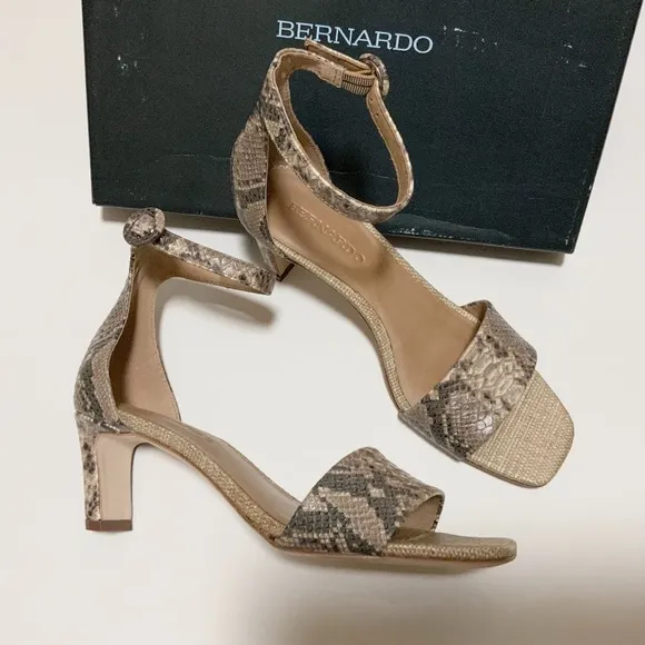 Bernardo Cameron Beige Leather Snake Ankle Straps Sandals Heels Pumps