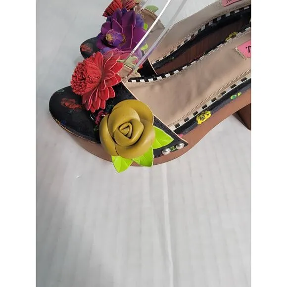 BETSEY JOHNSON Bow Womens Black 4&quot; Platform Rose Block Heel Sandals Sz 7