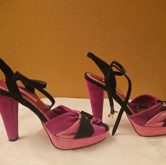 BETSEY JOHNSON Pink Purple Black Platform Sandals