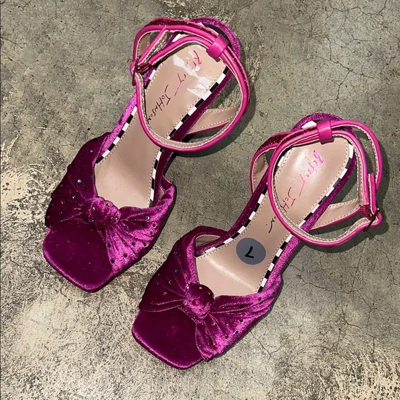Betsey Johnson Pink Velvet Heels with Artistic Thick Heel