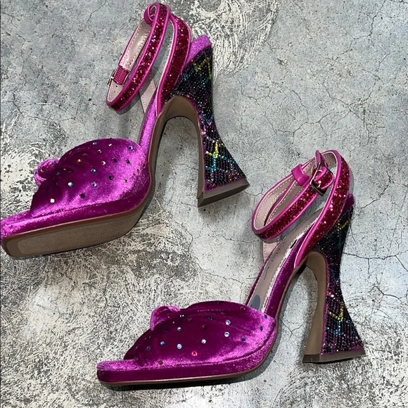 Betsey Johnson Pink Velvet Heels with Artistic Thick Heel