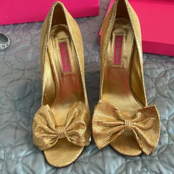 Betsy Johnson, gold cork wedge shoes, size 10 medium