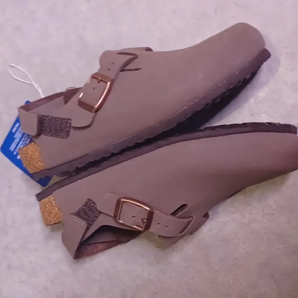 Birkenstock Kids Brown Shoes Size 32