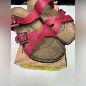 Birkenstocks NEW  Birkis Nepal sandal shoes size 8 8.5 9 red leather women’s 39