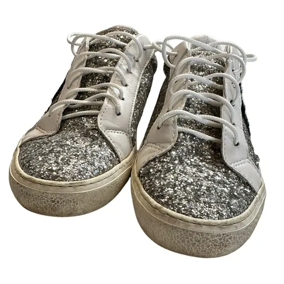 BKS glitter arrow stylish trendy blue heel tab accent tennis shoes