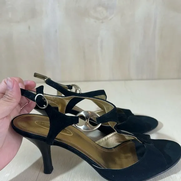 Black and Gold Women's Shoes 8 1/2