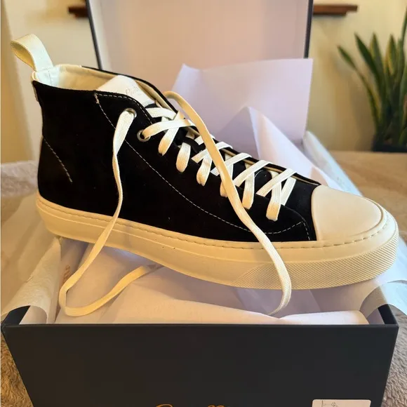 Black High-Top Men's Sneakers