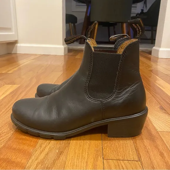 Blundstone #1671 WOMEN'S SERIES HEELED BOOTS - BLACK Size 9
