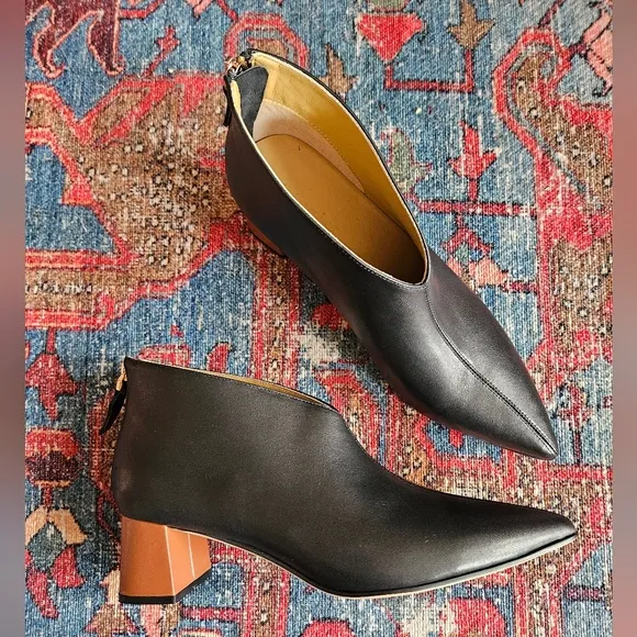 b/major Jeka Heeled Boots In Black Leather sz EU 39 / US 7.5-8*