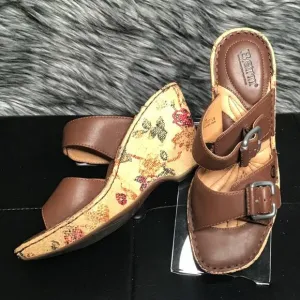 Born Platform Sandals With Floral Print 7