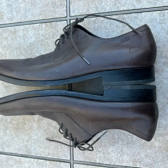 Boss leather shoes