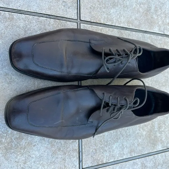 Boss leather shoes