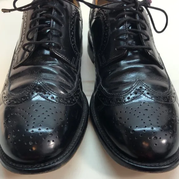 Bostonian Luxe Black Leather Wingtip Shoes Size 10
