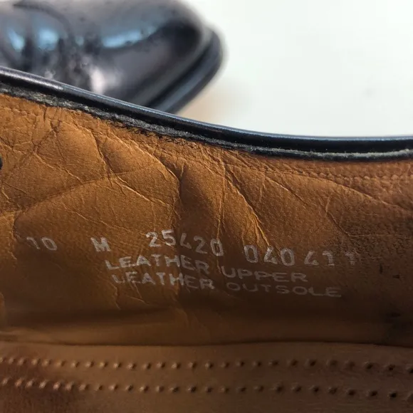 Bostonian Luxe Black Leather Wingtip Shoes Size 10