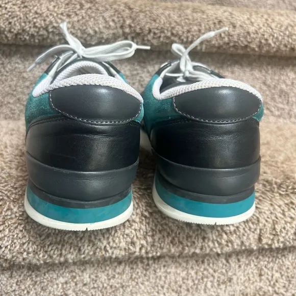 Bottega Veneta Stylish Black and Teal Men's Leather/Suede Sneakers