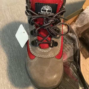 Brand New Boys Grey and Red Timberland Field Boots Size 3!