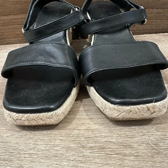 Brand New Jutelia Black espadrilles Wedge Sandals Size 10
