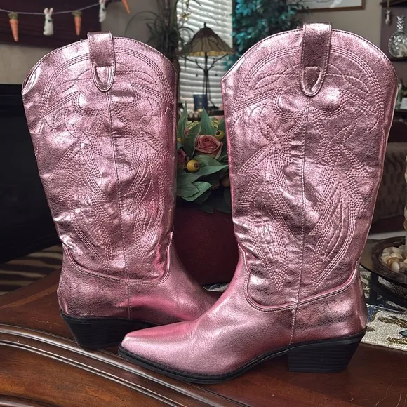 Brand New Madden Girl Metallic Pink Cowboy Boots Heeled Pointed Toe Western