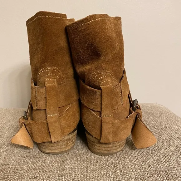 BRONX BUCKLE STRAP BOOTIES