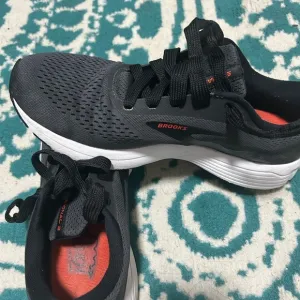 Brooks Black and White Running Shoes
